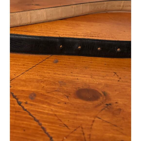 Ritz Accessories Collection Genuine Leather Belt Black Gold Tone Buckle Large - Picture 16 of 16